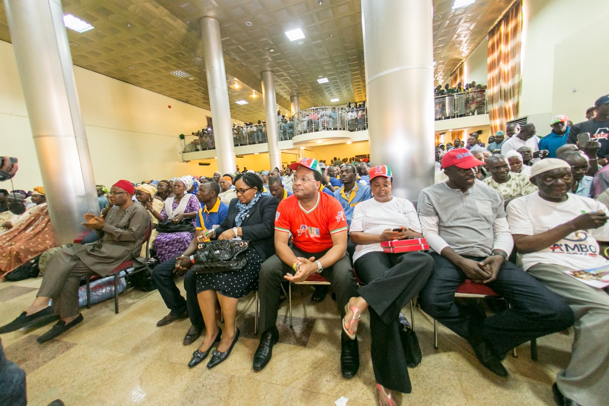 A cross section of the residents of Apapa during the Town Hall Meeting