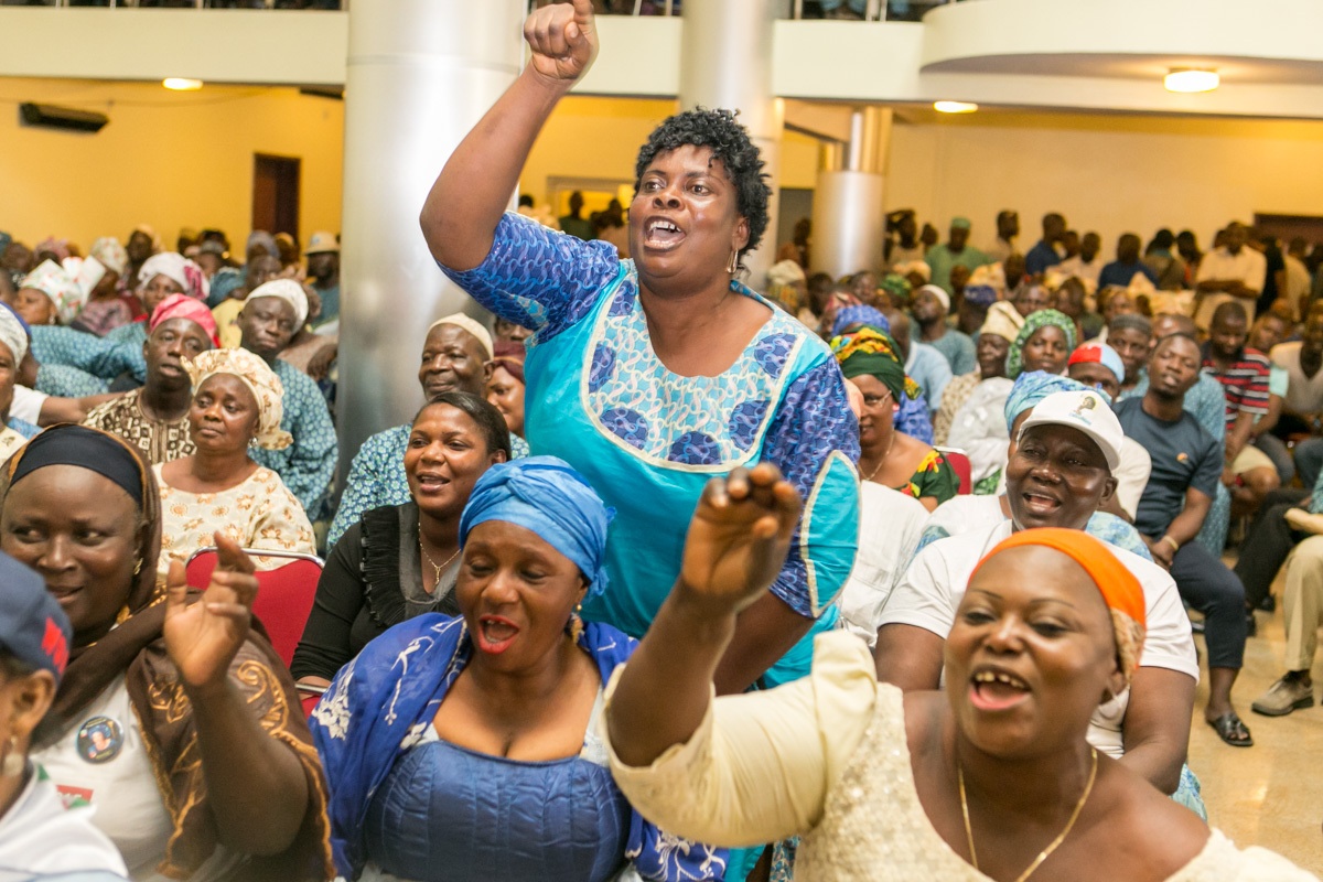 Ambode Holds Town Hall Meeting in Apapa