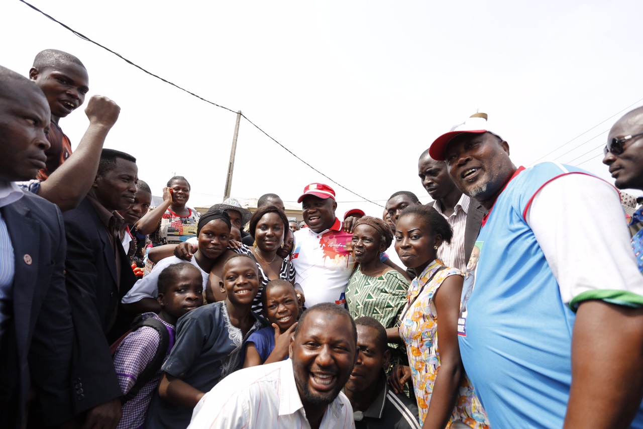 Akinwunmi Ambode on Roadshow in Ajegunle