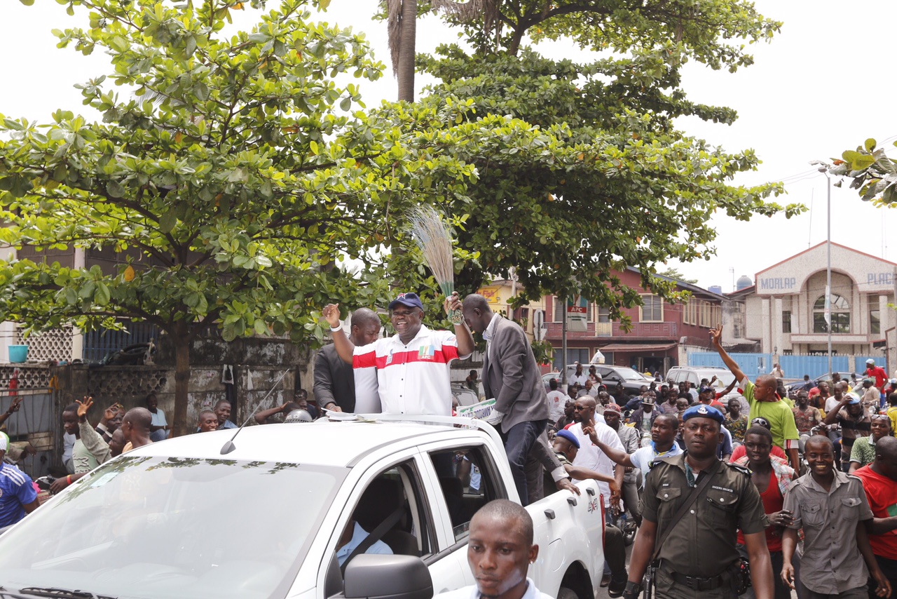 Akinwunmi Ambode on Roadshow in Apapa