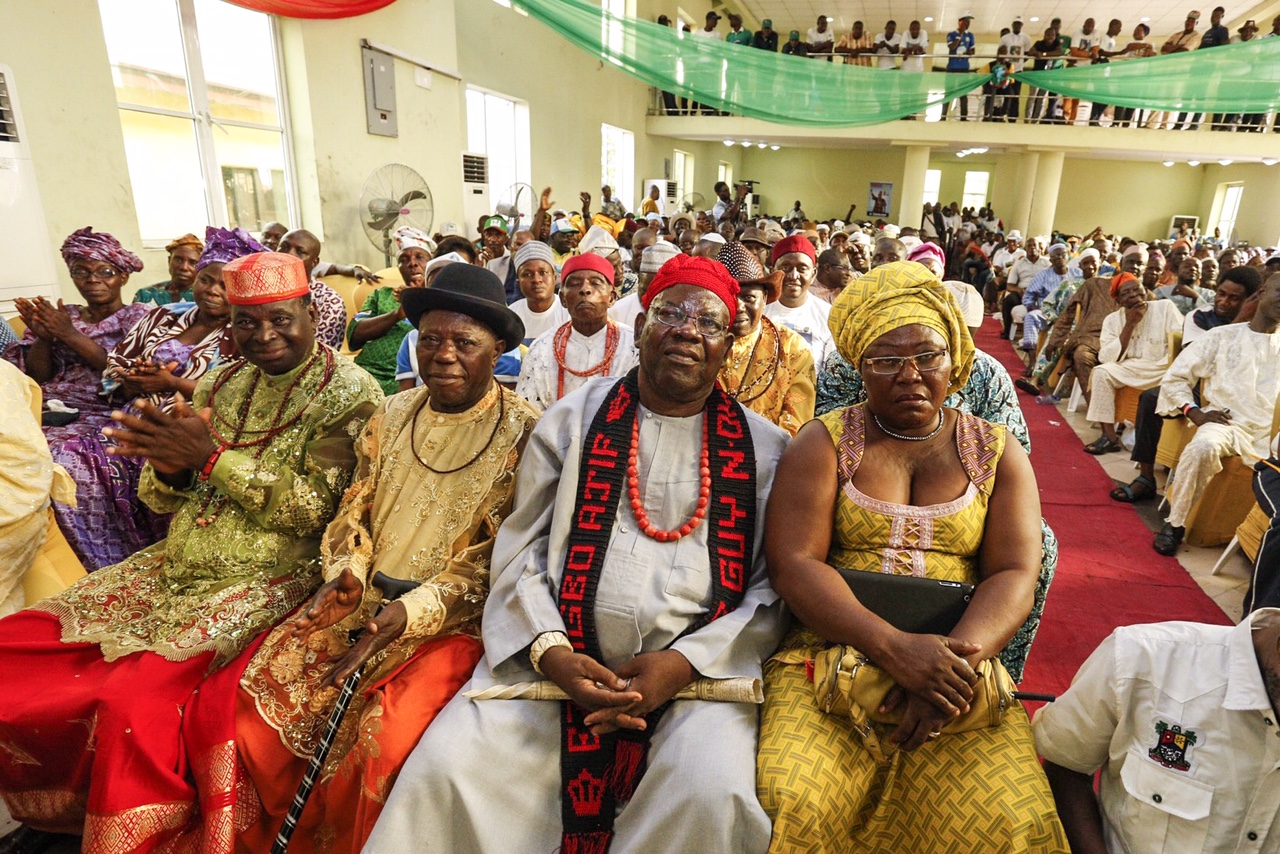 Ambode Holds Town Hall Meeting in Ajegunle