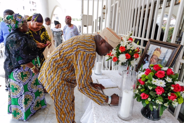 Akinwunmi Ambode signing the Condolence Register of late Chief Molade Okoya-Thomas at the late Chief's residence in Lagos