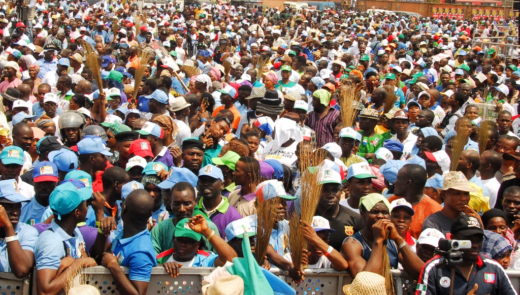 A Cross Section of Oshodi-Isolo Electorates opting for Akinwunmi Ambode and other APC Candidates