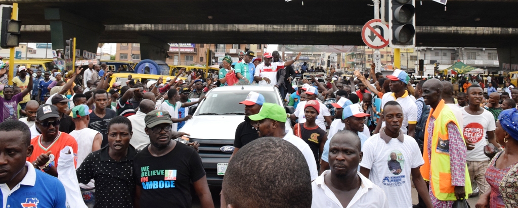 A cross section of electorates of Surulere LGA showing their love for Akinwunmi Ambode