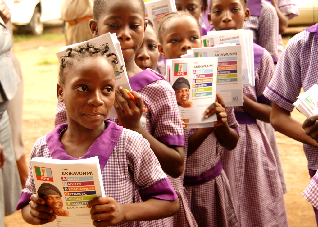 Akinwunmi Ambode's Book Distribution Continues...