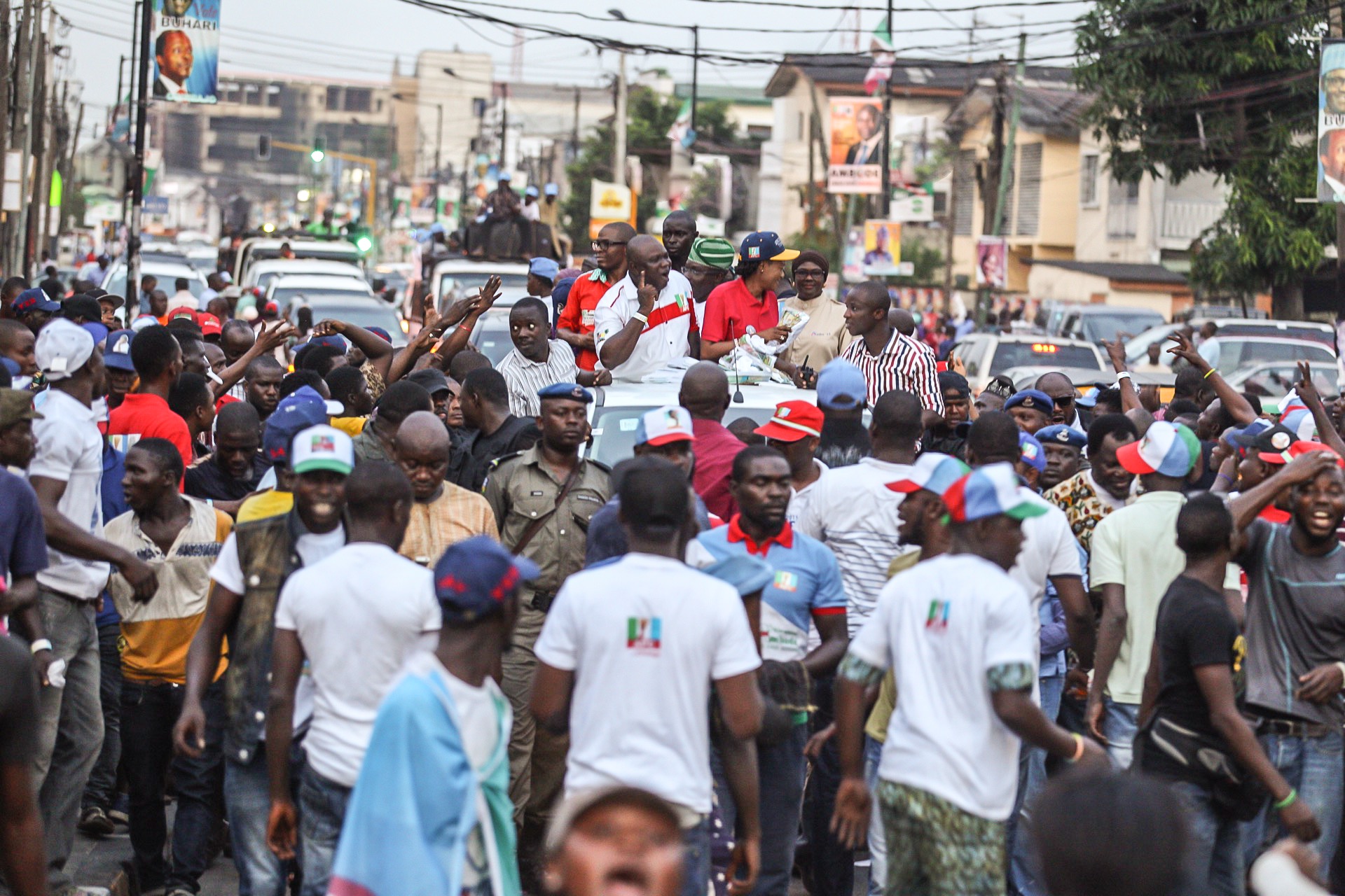 Ambode Shines at Ikoyi-Obalende Roadshow