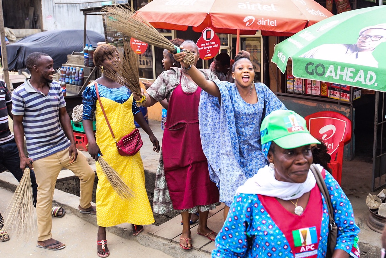 Lagosians Showing Their Love for Ambode