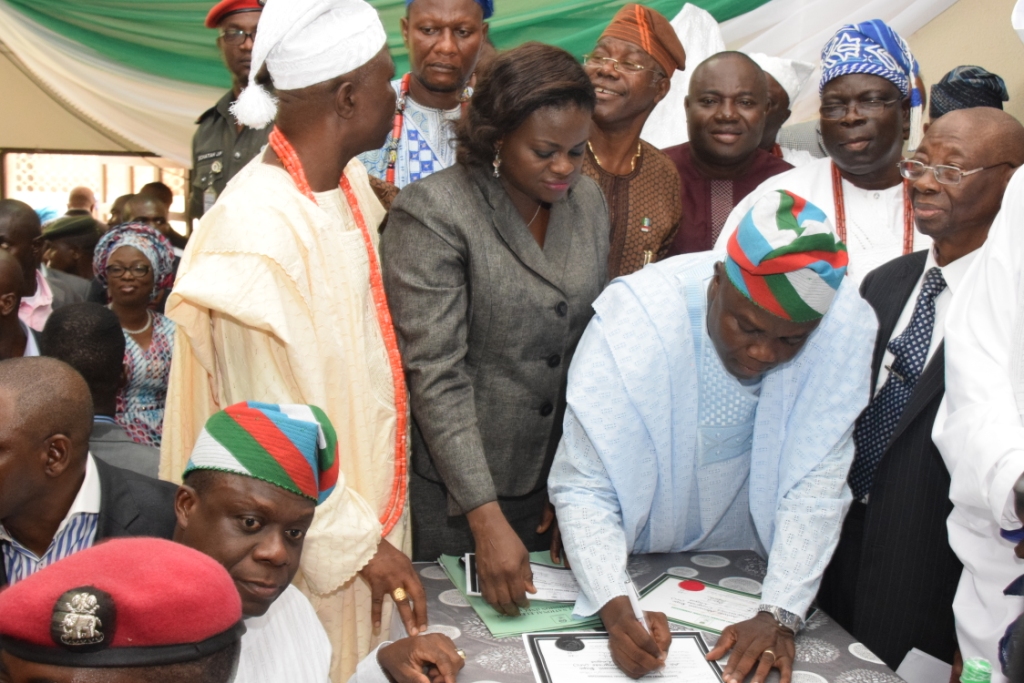 Mr. Akinwunmi Ambode, Lagos State 2015 Governor-Elect, Signing the Certificate