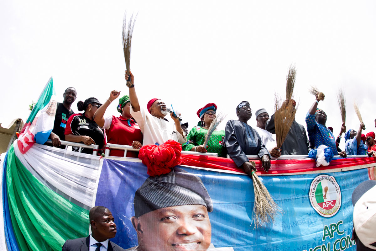 Senator Chris Ngige talking to Lagos State Electorates at the Event